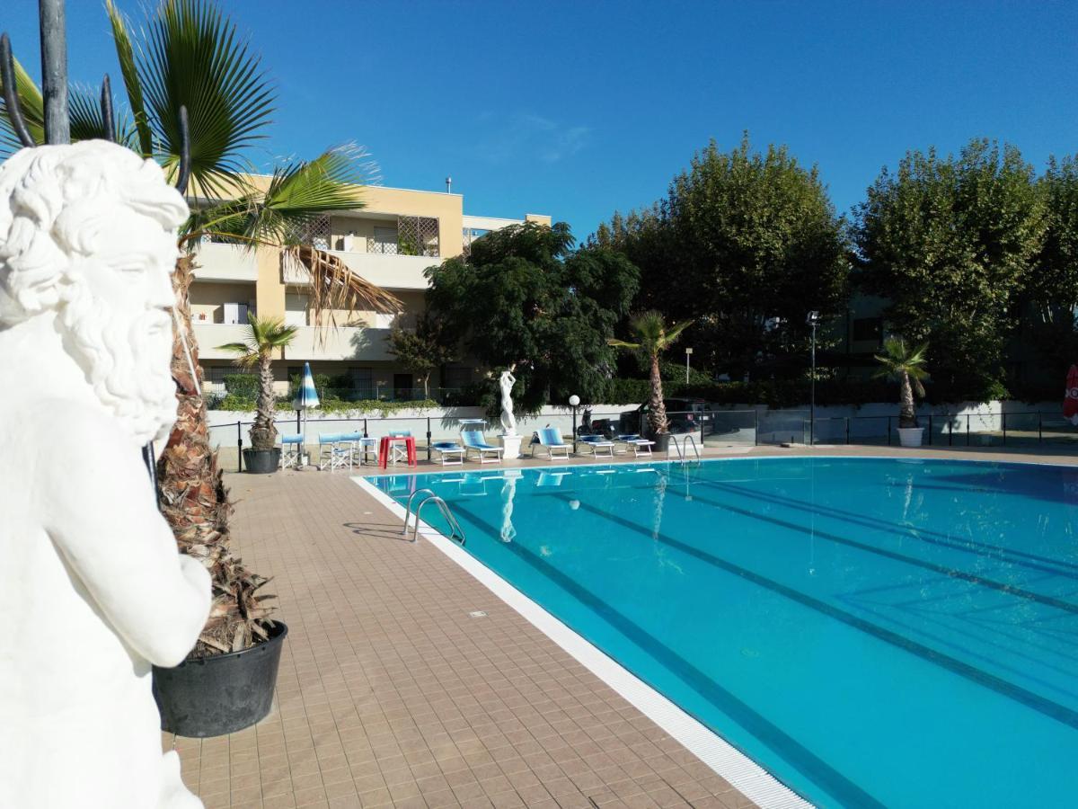 בלריה-איגאה מרינה Color Perla Village מראה חיצוני תמונה