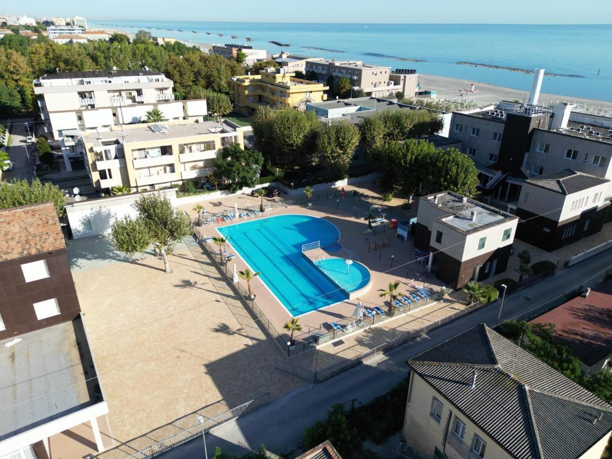 בלריה-איגאה מרינה Color Perla Village מראה חיצוני תמונה
